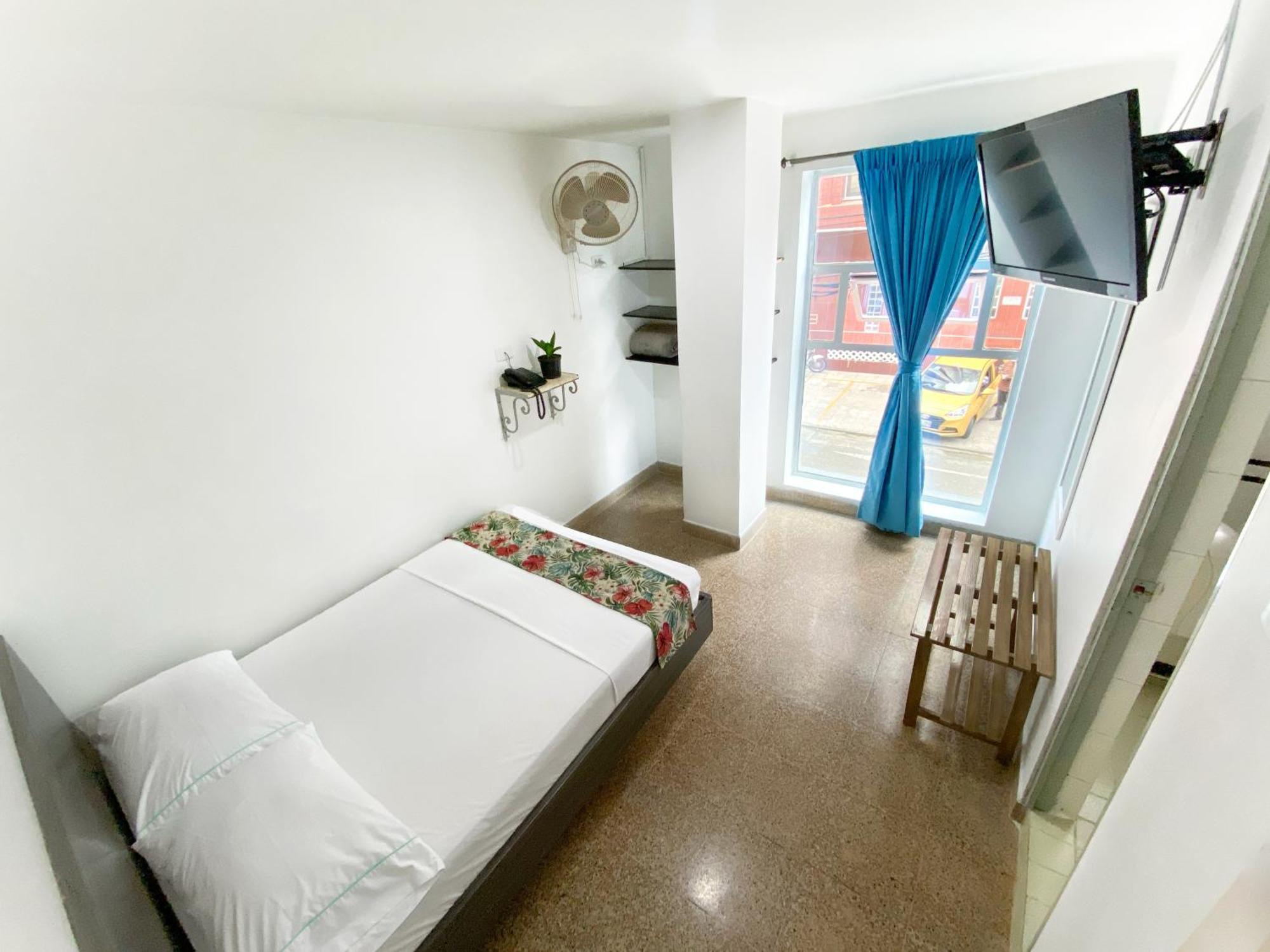 Hotel Plaza Mayor Itagui Exterior photo